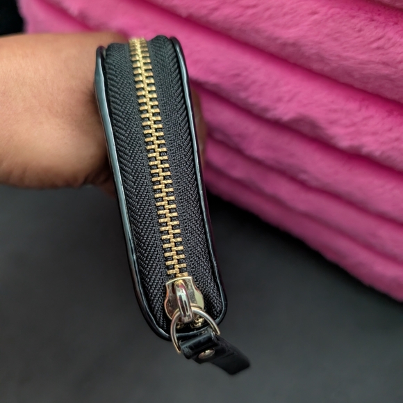 Kate Spade Black Polka Dot Bag and Wallet - Picture 10 of 11